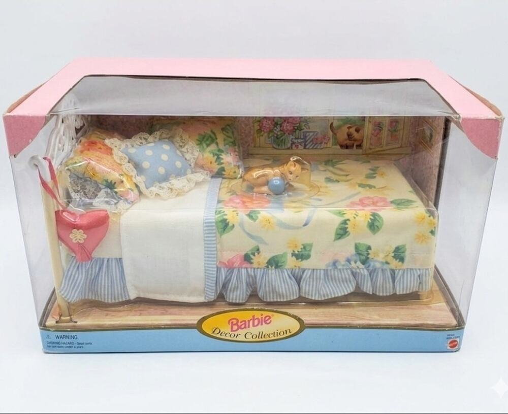 New Sealed 1998 Barbie Decor Collection Striped Floral Bed w/ Cat #20809